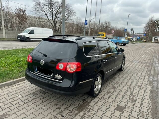 Чорний Фольксваген Пассат Варіант, об'ємом двигуна 2 л та пробігом 320 тис. км за 2600 $, фото 5 на Automoto.ua