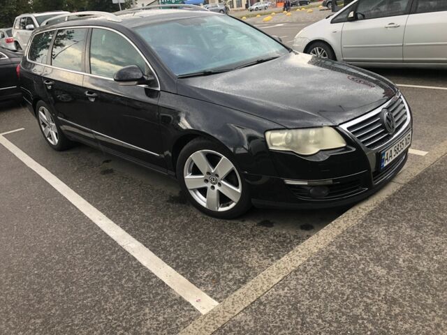 Черный Фольксваген Пассат Вариант, объемом двигателя 2 л и пробегом 334 тыс. км за 6500 $, фото 1 на Automoto.ua