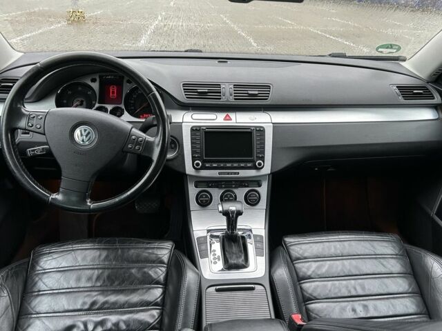 Чорний Фольксваген Пассат Варіант, об'ємом двигуна 2 л та пробігом 375 тис. км за 2500 $, фото 7 на Automoto.ua