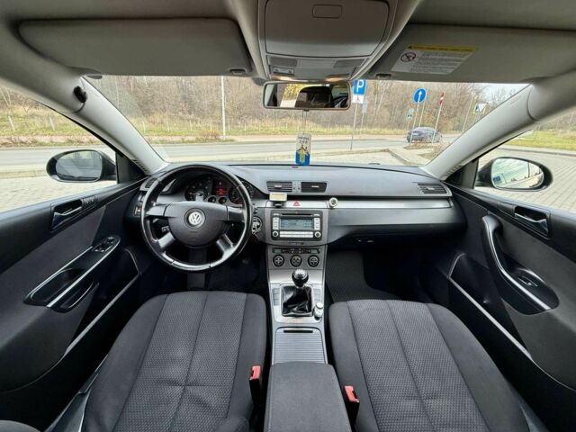 Черный Фольксваген Пассат Вариант, объемом двигателя 2 л и пробегом 400 тыс. км за 5450 $, фото 11 на Automoto.ua