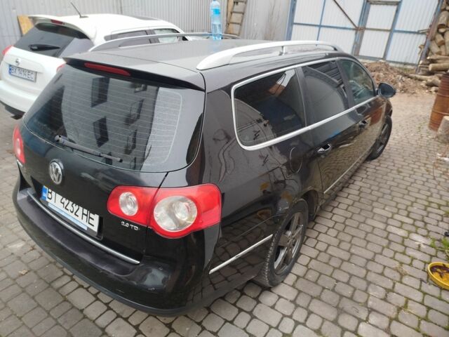 Чорний Фольксваген Пассат Варіант, об'ємом двигуна 2 л та пробігом 324 тис. км за 4650 $, фото 4 на Automoto.ua