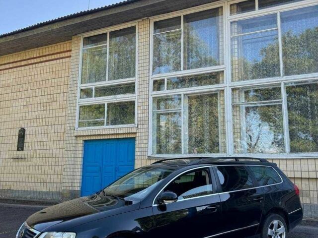 Черный Фольксваген Пассат Вариант, объемом двигателя 2 л и пробегом 278 тыс. км за 6700 $, фото 1 на Automoto.ua