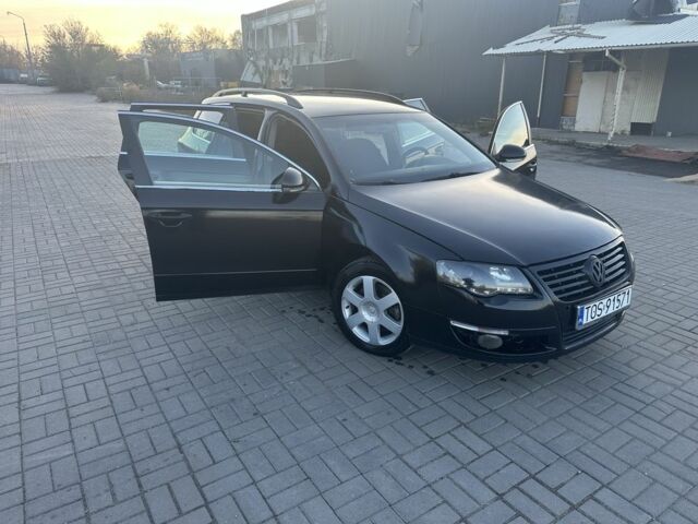 Чорний Фольксваген Пассат Варіант, об'ємом двигуна 2 л та пробігом 400 тис. км за 3050 $, фото 2 на Automoto.ua