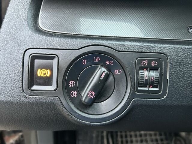 Чорний Фольксваген Пассат Варіант, об'ємом двигуна 1.6 л та пробігом 280 тис. км за 5450 $, фото 8 на Automoto.ua