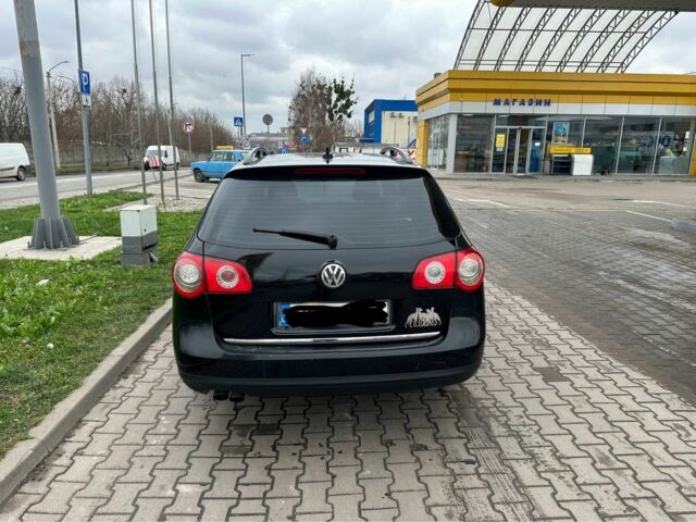 Чорний Фольксваген Пассат Варіант, об'ємом двигуна 2 л та пробігом 320 тис. км за 2600 $, фото 4 на Automoto.ua