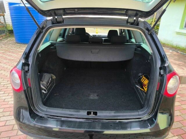 Чорний Фольксваген Пассат Варіант, об'ємом двигуна 2 л та пробігом 220 тис. км за 6750 $, фото 11 на Automoto.ua