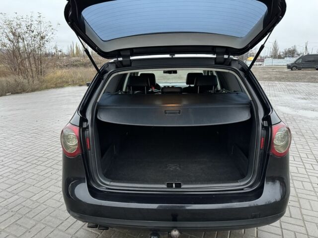 Черный Фольксваген Пассат Вариант, объемом двигателя 2 л и пробегом 503 тыс. км за 3019 $, фото 11 на Automoto.ua