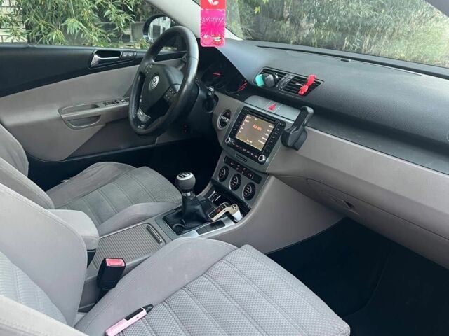 Чорний Фольксваген Пассат Варіант, об'ємом двигуна 2 л та пробігом 370 тис. км за 2350 $, фото 8 на Automoto.ua