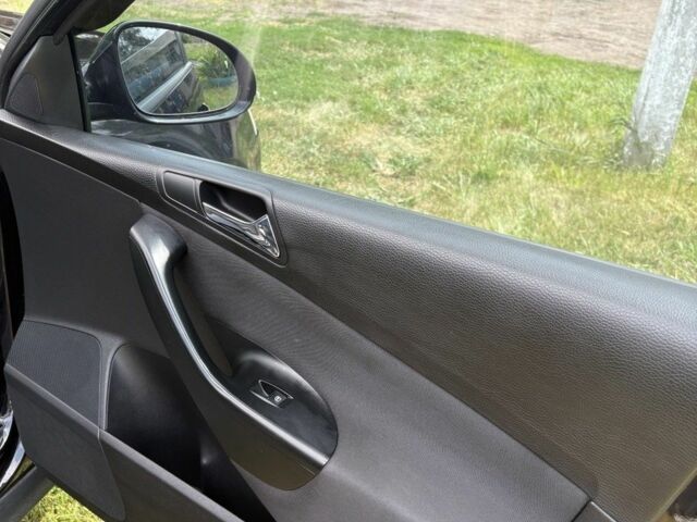 Черный Фольксваген Пассат Вариант, объемом двигателя 1.6 л и пробегом 185 тыс. км за 5999 $, фото 8 на Automoto.ua