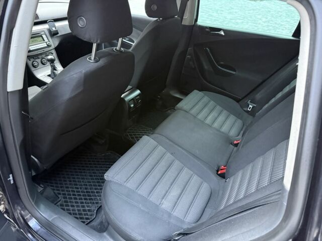 Черный Фольксваген Пассат Вариант, объемом двигателя 1.9 л и пробегом 285 тыс. км за 5500 $, фото 15 на Automoto.ua