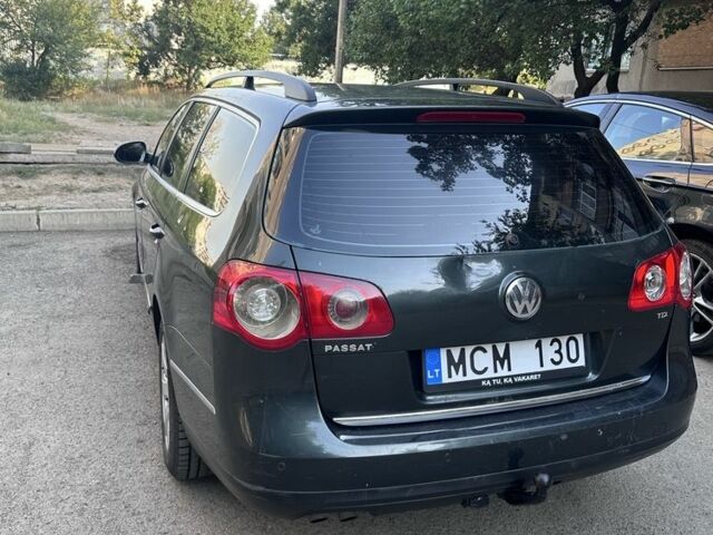 Черный Фольксваген Пассат Вариант, объемом двигателя 1.9 л и пробегом 355 тыс. км за 3000 $, фото 2 на Automoto.ua