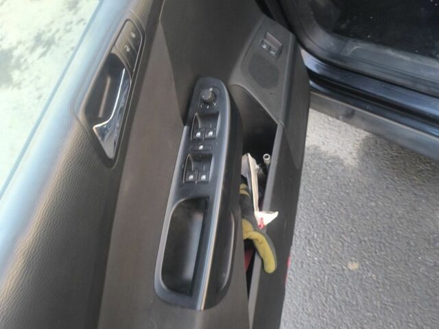 Черный Фольксваген Пассат Вариант, объемом двигателя 2 л и пробегом 440 тыс. км за 3700 $, фото 5 на Automoto.ua