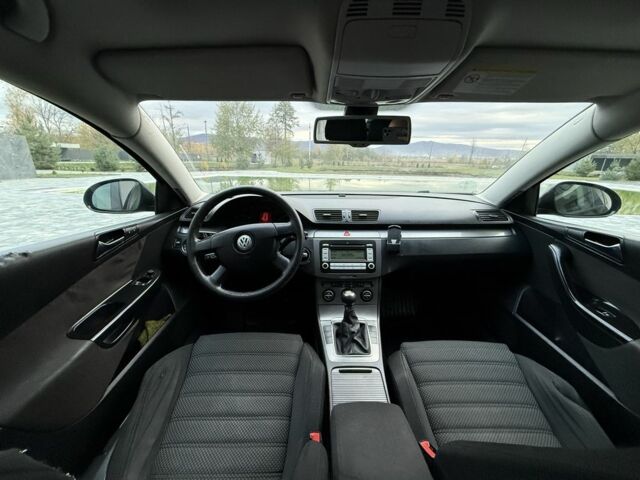 Черный Фольксваген Пассат Вариант, объемом двигателя 1.9 л и пробегом 285 тыс. км за 5500 $, фото 14 на Automoto.ua