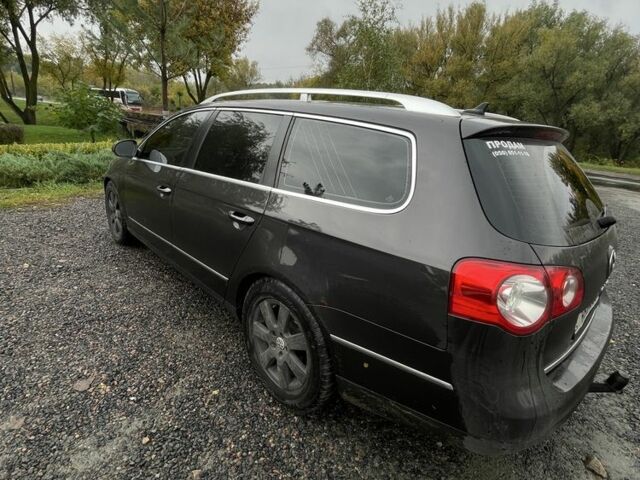Черный Фольксваген Пассат Вариант, объемом двигателя 2 л и пробегом 255 тыс. км за 6600 $, фото 7 на Automoto.ua