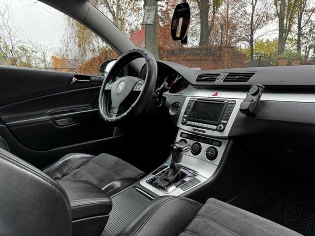 Черный Фольксваген Пассат Вариант, объемом двигателя 2 л и пробегом 326 тыс. км за 6990 $, фото 14 на Automoto.ua