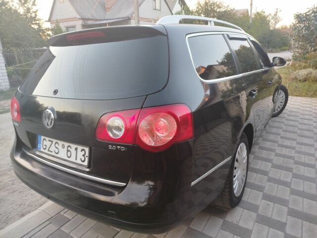 Черный Фольксваген Пассат Вариант, объемом двигателя 2 л и пробегом 260 тыс. км за 2250 $, фото 13 на Automoto.ua