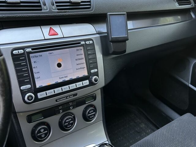 Черный Фольксваген Пассат Вариант, объемом двигателя 0 л и пробегом 350 тыс. км за 2000 $, фото 6 на Automoto.ua