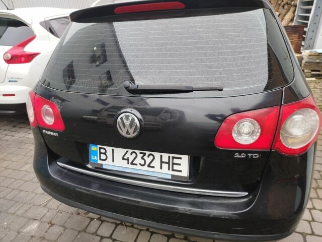 Чорний Фольксваген Пассат Варіант, об'ємом двигуна 2 л та пробігом 324 тис. км за 4650 $, фото 1 на Automoto.ua