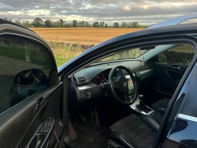 Чорний Фольксваген Пассат Варіант, об'ємом двигуна 2 л та пробігом 250 тис. км за 5300 $, фото 8 на Automoto.ua