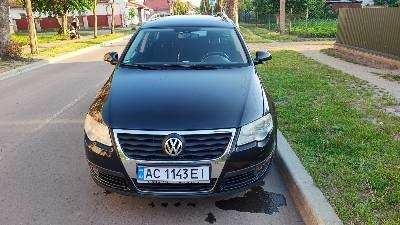 Черный Фольксваген Пассат Вариант, объемом двигателя 2 л и пробегом 324 тыс. км за 6000 $, фото 2 на Automoto.ua
