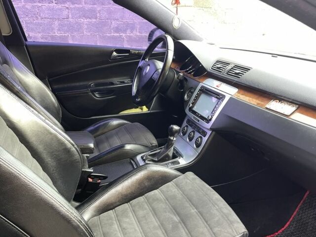 Черный Фольксваген Пассат Вариант, объемом двигателя 2 л и пробегом 287 тыс. км за 5250 $, фото 7 на Automoto.ua