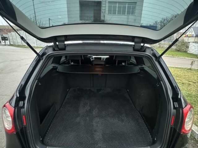 Черный Фольксваген Пассат Вариант, объемом двигателя 2 л и пробегом 383 тыс. км за 5700 $, фото 10 на Automoto.ua