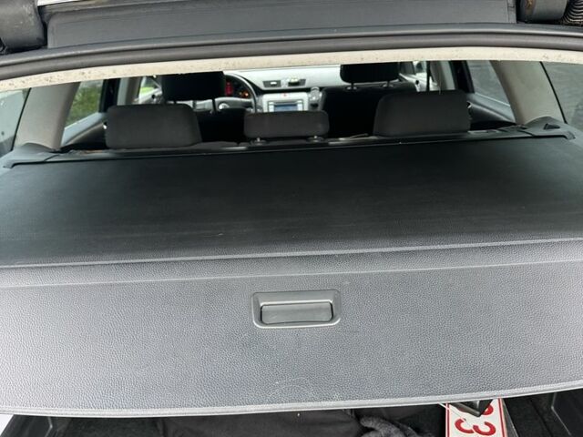 Чорний Фольксваген Пассат Варіант, об'ємом двигуна 2 л та пробігом 320 тис. км за 2600 $, фото 13 на Automoto.ua