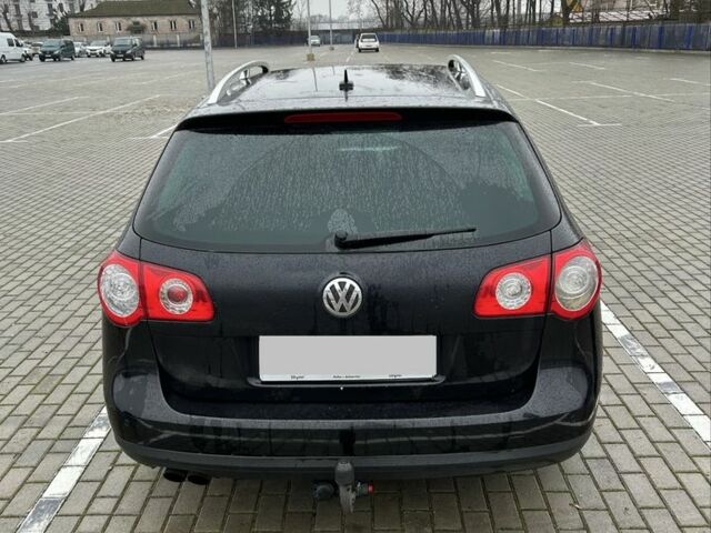 Чорний Фольксваген Пассат Варіант, об'ємом двигуна 2 л та пробігом 375 тис. км за 2500 $, фото 3 на Automoto.ua