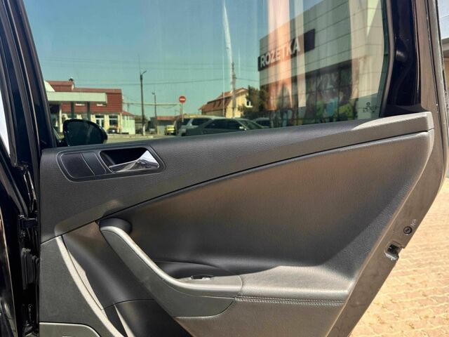 Чорний Фольксваген Пассат Варіант, об'ємом двигуна 2 л та пробігом 292 тис. км за 6200 $, фото 16 на Automoto.ua