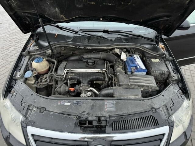 Черный Фольксваген Пассат Вариант, объемом двигателя 2 л и пробегом 503 тыс. км за 3019 $, фото 13 на Automoto.ua