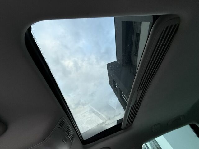 Черный Фольксваген Пассат Вариант, объемом двигателя 1.9 л и пробегом 285 тыс. км за 5500 $, фото 13 на Automoto.ua