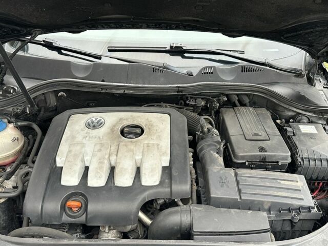 Чорний Фольксваген Пассат Варіант, об'ємом двигуна 2 л та пробігом 320 тис. км за 2600 $, фото 14 на Automoto.ua