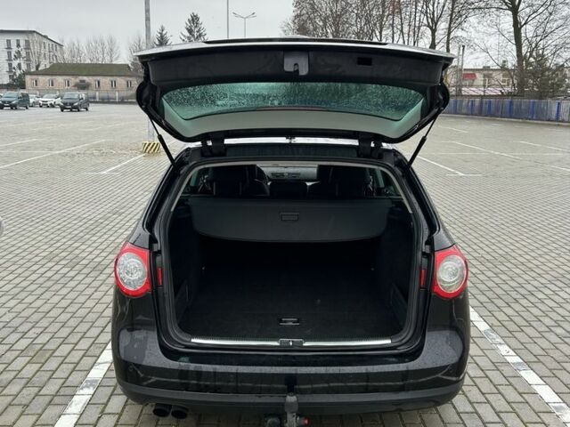 Чорний Фольксваген Пассат Варіант, об'ємом двигуна 2 л та пробігом 375 тис. км за 2500 $, фото 6 на Automoto.ua