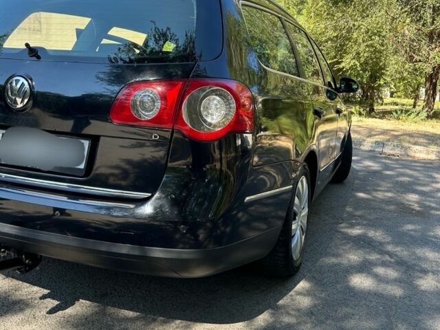 Черный Фольксваген Пассат Вариант, объемом двигателя 0 л и пробегом 350 тыс. км за 2000 $, фото 2 на Automoto.ua