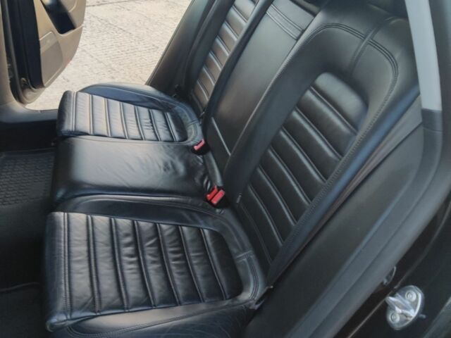 Чорний Фольксваген Пассат Варіант, об'ємом двигуна 2 л та пробігом 244 тис. км за 7500 $, фото 1 на Automoto.ua