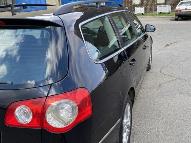 Черный Фольксваген Пассат Вариант, объемом двигателя 1.8 л и пробегом 195 тыс. км за 6000 $, фото 1 на Automoto.ua