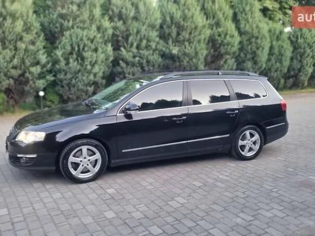 Черный Фольксваген Пассат Вариант, объемом двигателя 1.9 л и пробегом 322 тыс. км за 6500 $, фото 1 на Automoto.ua