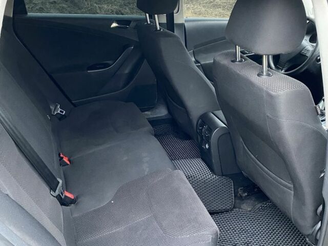 Чорний Фольксваген Пассат Варіант, об'ємом двигуна 2 л та пробігом 380 тис. км за 3000 $, фото 5 на Automoto.ua