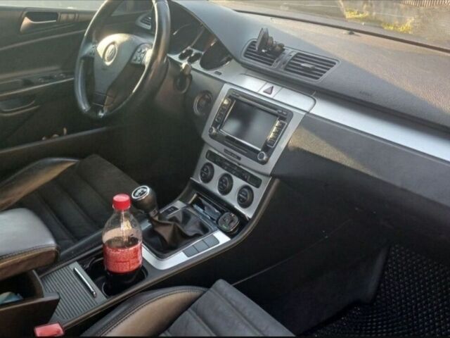 Черный Фольксваген Пассат Вариант, объемом двигателя 2 л и пробегом 371 тыс. км за 8000 $, фото 4 на Automoto.ua