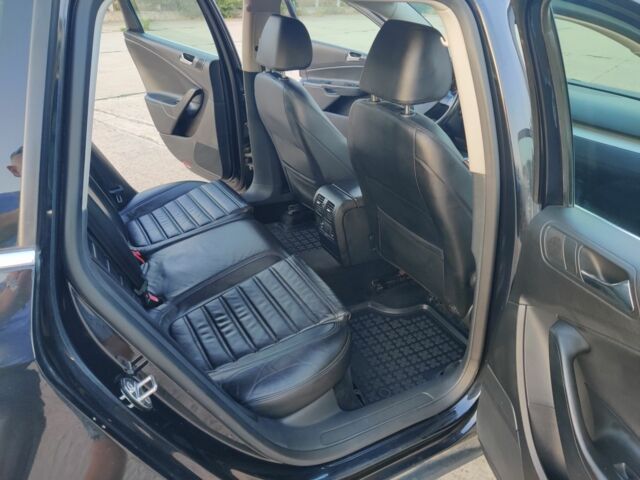 Чорний Фольксваген Пассат Варіант, об'ємом двигуна 2 л та пробігом 244 тис. км за 7500 $, фото 19 на Automoto.ua