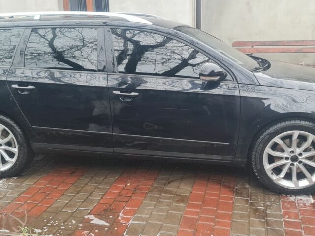 Чорний Фольксваген Пассат Варіант, об'ємом двигуна 1.9 л та пробігом 261 тис. км за 5400 $, фото 1 на Automoto.ua