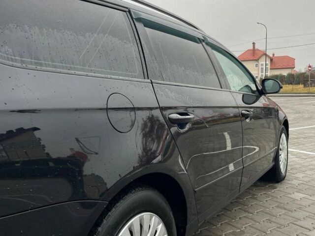 Черный Фольксваген Пассат Вариант, объемом двигателя 2 л и пробегом 274 тыс. км за 5700 $, фото 8 на Automoto.ua