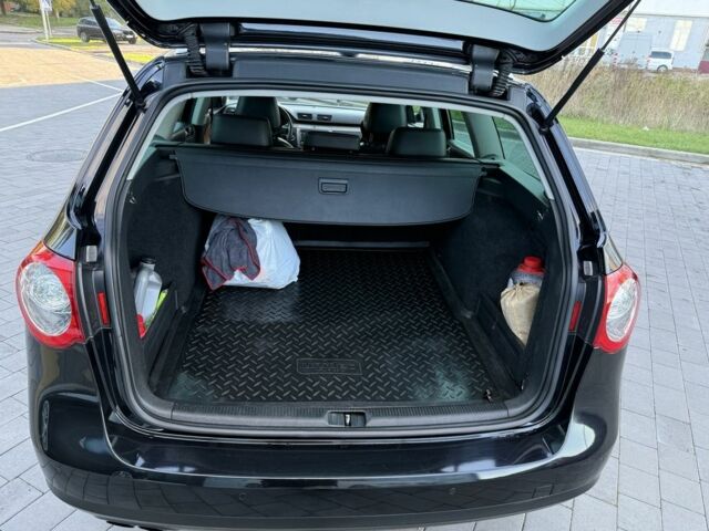 Фольксваген Пассат Вариант 2008 в Львове на Automoto.ua Черный Фольксваген Пассат Вариант, объемом двигателя 2 л и пробегом 289 тыс. км за 7100 $, фото 13 на Automoto.ua