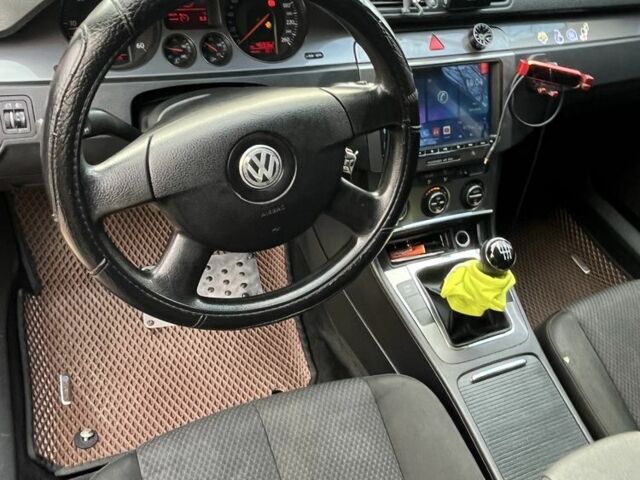 Чорний Фольксваген Пассат Варіант, об'ємом двигуна 2 л та пробігом 450 тис. км за 3691 $, фото 14 на Automoto.ua