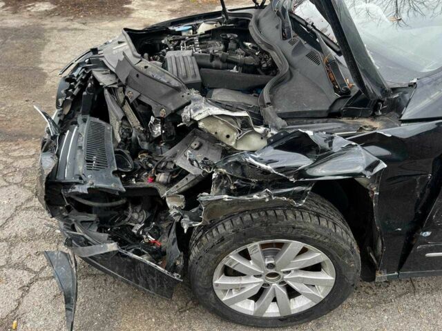 Чорний Фольксваген Пассат Варіант, об'ємом двигуна 2 л та пробігом 275 тис. км за 2700 $, фото 2 на Automoto.ua