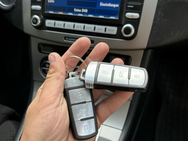 Черный Фольксваген Пассат Вариант, объемом двигателя 2 л и пробегом 350 тыс. км за 2700 $, фото 23 на Automoto.ua