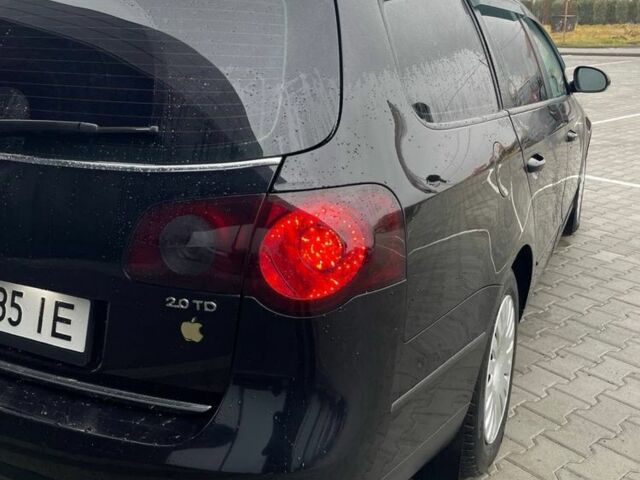 Черный Фольксваген Пассат Вариант, объемом двигателя 2 л и пробегом 274 тыс. км за 5700 $, фото 7 на Automoto.ua