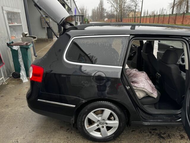 Чорний Фольксваген Пассат Варіант, об'ємом двигуна 2 л та пробігом 340 тис. км за 7869 $, фото 7 на Automoto.ua