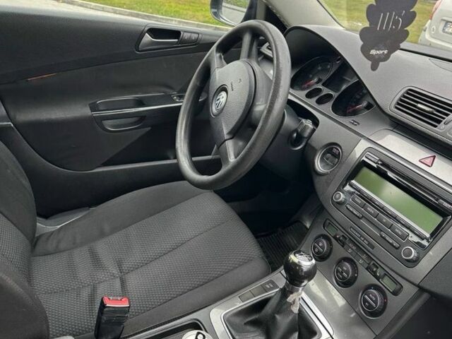 Чорний Фольксваген Пассат Варіант, об'ємом двигуна 0 л та пробігом 300 тис. км за 2500 $, фото 6 на Automoto.ua