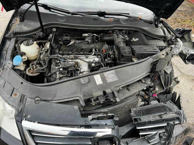 Чорний Фольксваген Пассат Варіант, об'ємом двигуна 2 л та пробігом 275 тис. км за 2700 $, фото 3 на Automoto.ua